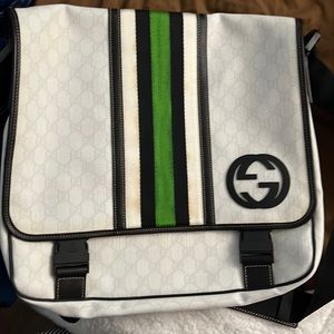 Authentic Gucci messenger bag